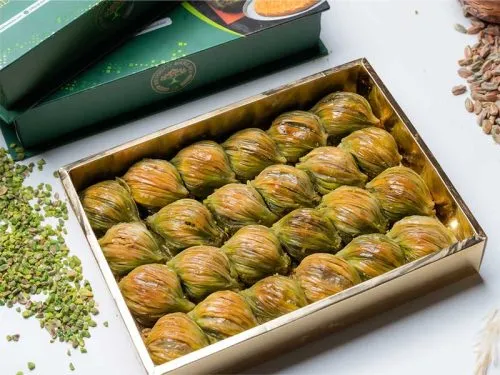 Kaymaklı Fıstıklı Midye Baklava Kutusu